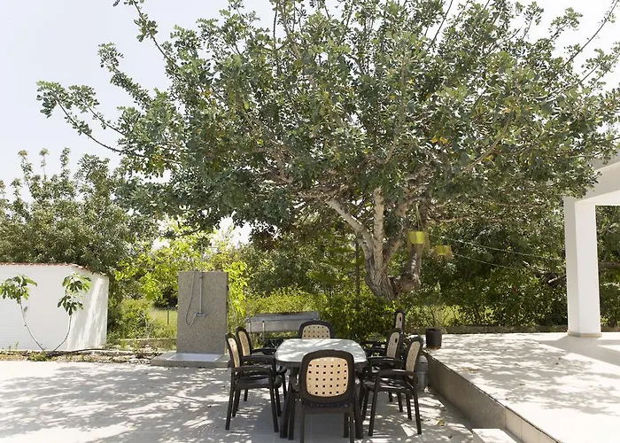 Eliofos Luxury Villa