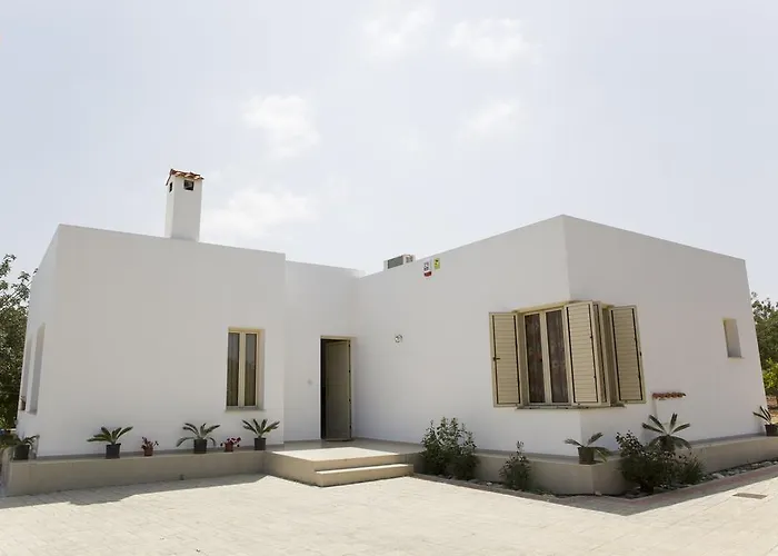 Eliofos Luxury
