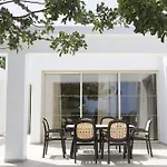 فيلة Eliofos Luxury Polis
