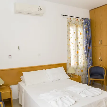 Eliofos Luxury * Polis