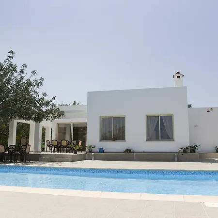 Eliofos Luxury *